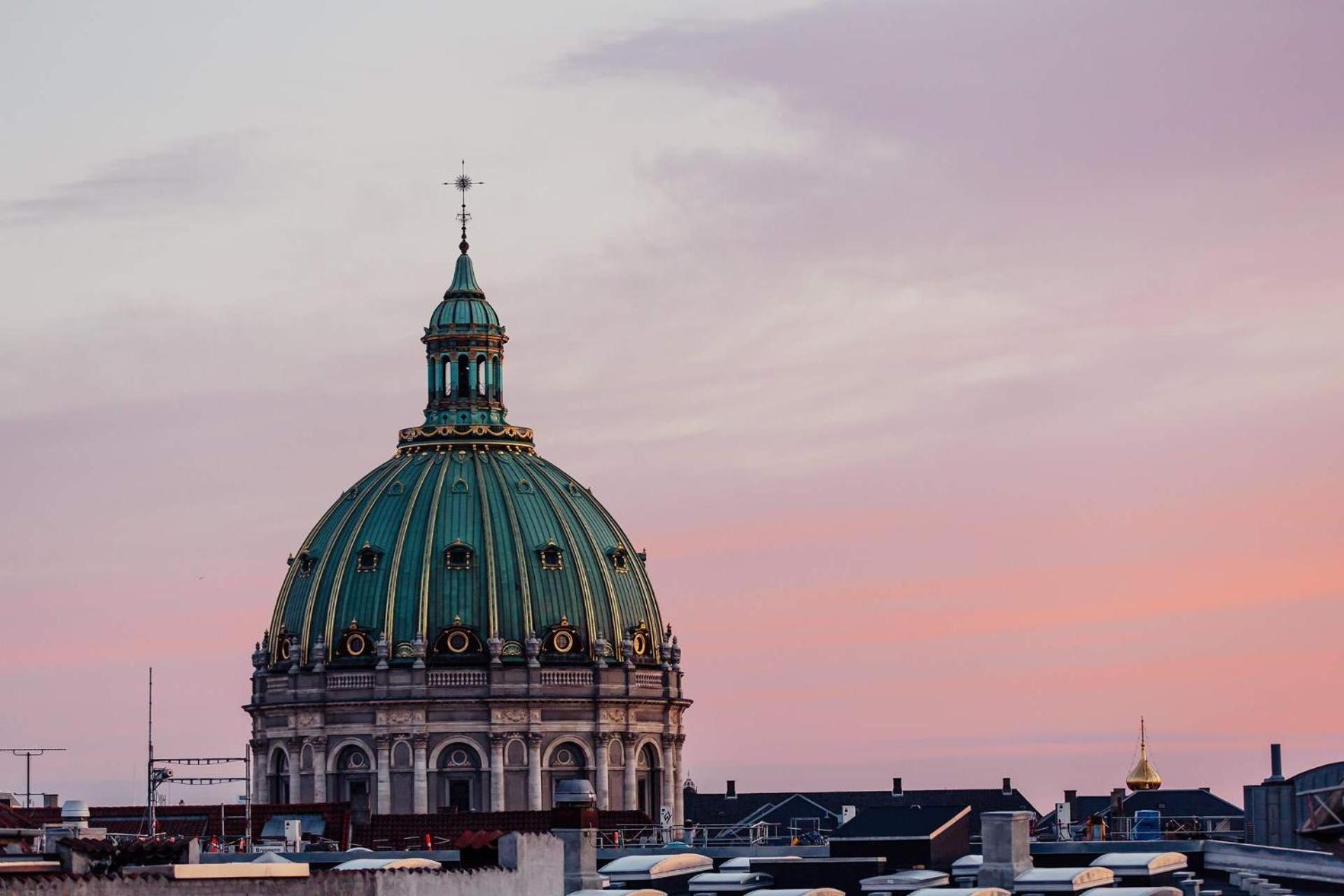 Charming 2-bed In Center Copenhagen